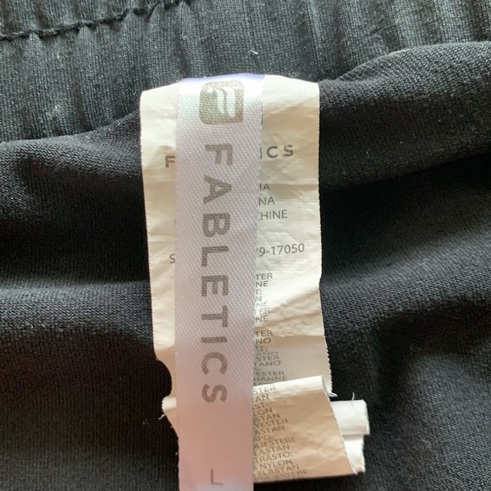 Fabletics Fallon Shorts Multi Color Print Size La… - image 4